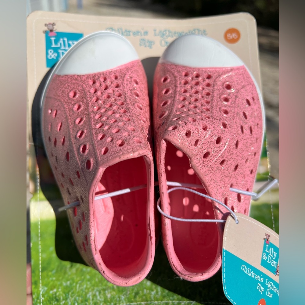 Lily & Dan Pink Glitter Slip On Shoes Size 5/6 Lightweight Easy Clean Water Shoe